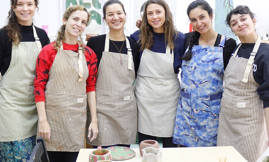 Image 8: Curso intensivo de cerámica con bebida y picoteo, verano e invierno