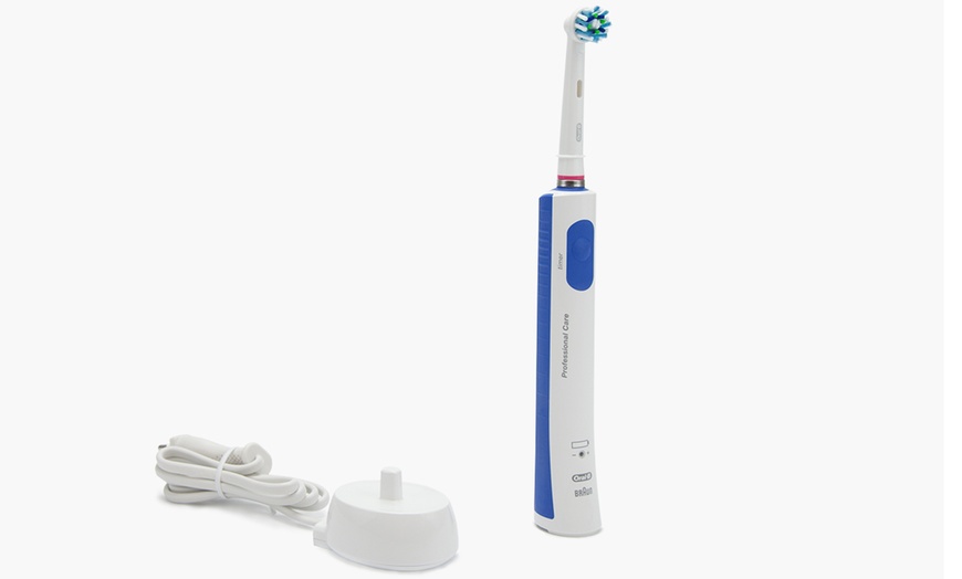 Image 8: Cepillo dental eléctrico Oral-B