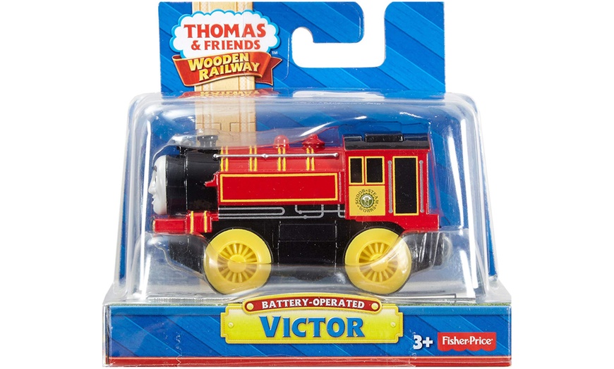 Image 5: Thomas and Friends Engine Toy