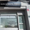 Image 8: Limpieza dental con revisión y opción a radiografía o blanqueamiento