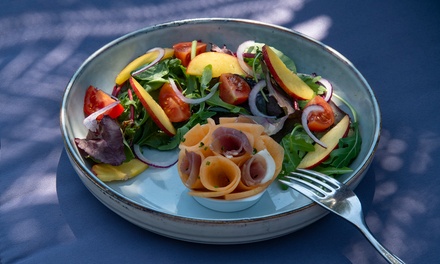 Formule du midi avec entrée, plat, dessert pour 2 personnes