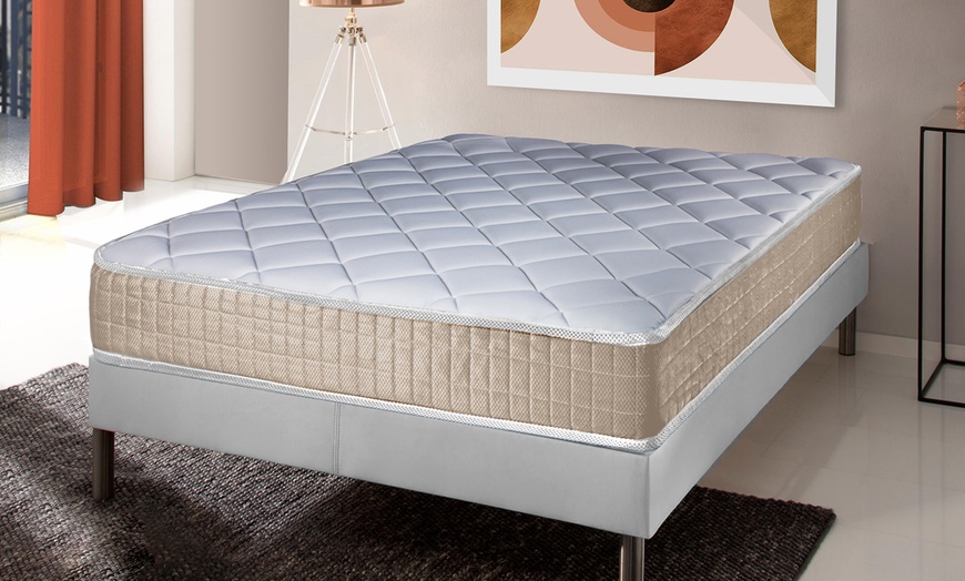 Image 10: Matelas mémoire de forme 16 ou 18 cm, modèles choix