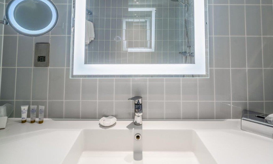 Image 15: 4* Blackpool: Standard Double or Twin Room Stay with Breakfast & More