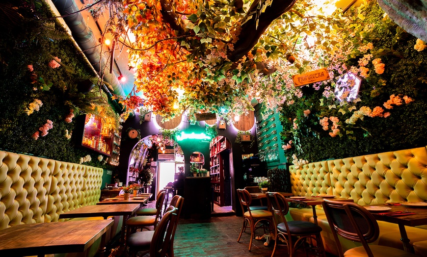 Image 7: Menú mediterráneo para 2 con 6 platos a elegir en el corazón de Gràcia