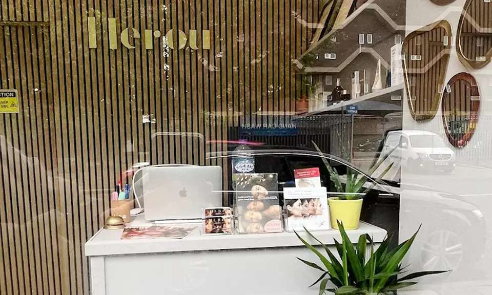 Deep Cleanse, Exfoliate, & Hydrate with 1 or 3 Sessions of HydraFacial