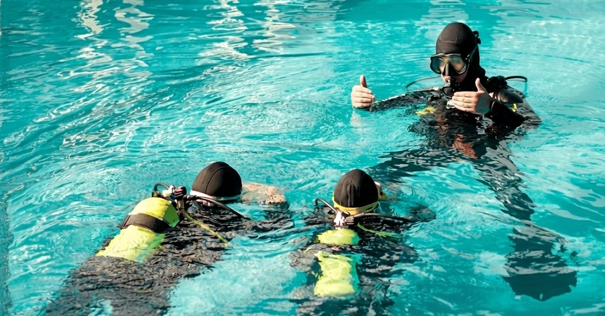 Basic Try Dive Including Equipment Or Scuba Diving For One Or Two Basic Try Dive Including Equipment Or Scuba Diving For One Or Two