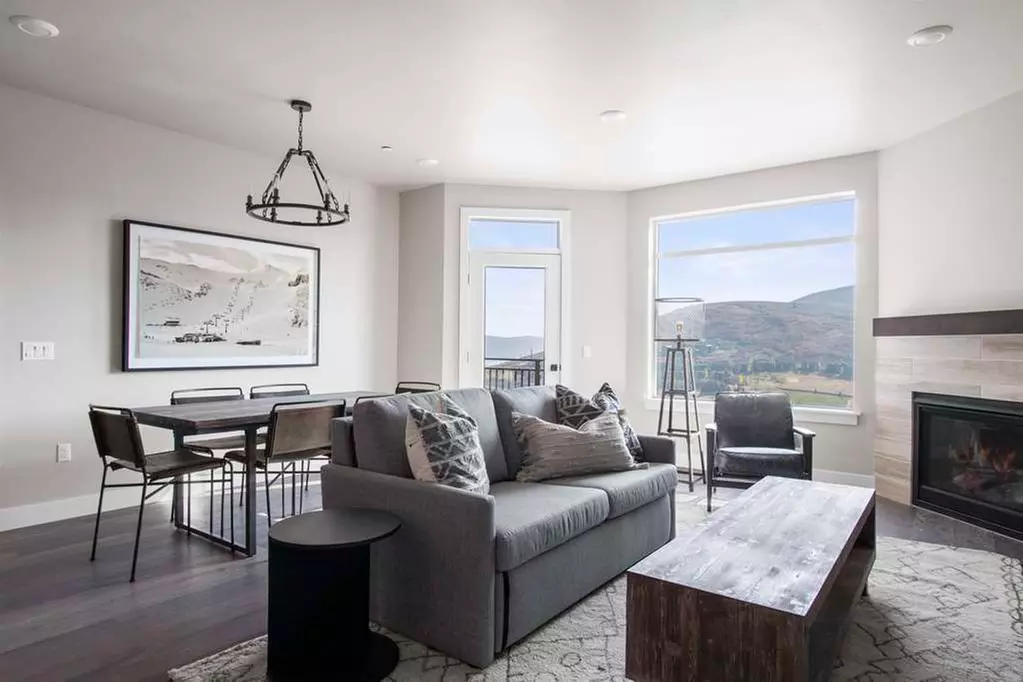 Member Pricing: 4* Mountain Resort in Park City with Sweeping Views 

