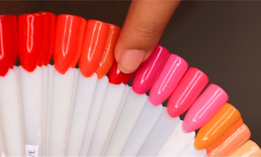 Image 5: Classic & Gel Manicure-Pedicure Packages with Foot Spa Options