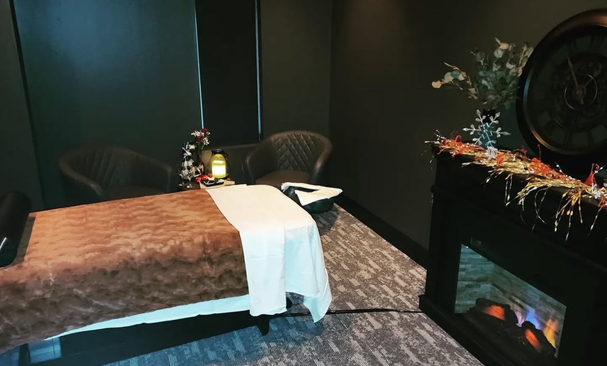 Image 5: May Mom's Spa Day Deal