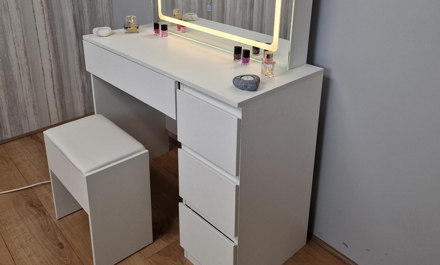 Image 5: LED Dressing Table with Mirror and Stool 