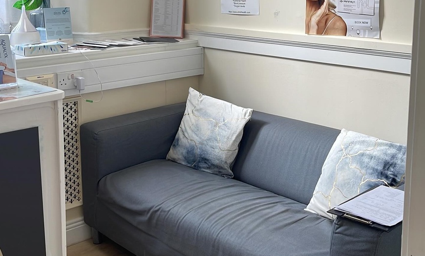 Image 2: Revitalize Your Skin with One or Two HIFU Sessions