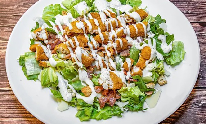 Image 21: Menú de hamburguesas con entrante, postre y bebida para 2 o 4 personas