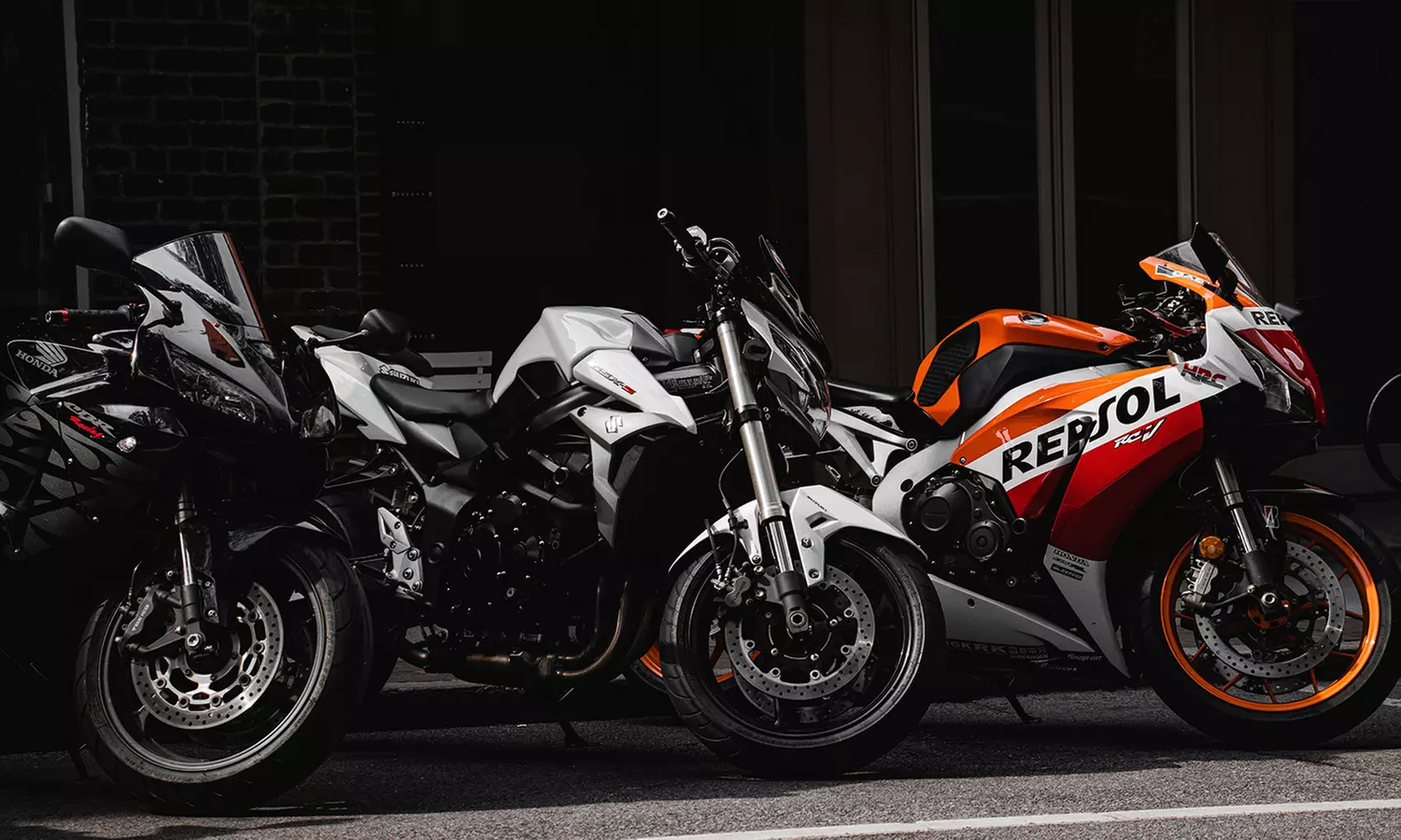 MotoGP Catalunya: entrada pelouse de 3 días y 2, 3 o 4 noches de hotel