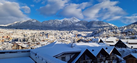 Soggiorno in camera doppia o matrimoniale con mezza pensione per 2: 1 notte / 1-20 Dicembre e 11-31 Gennaio - Hotel Relais Grünwald****