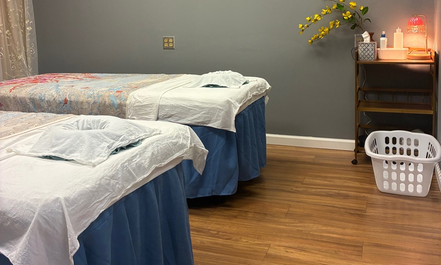 Image 2: Signature Couples Massage with Hot Stones, Hot Pillow,& More 