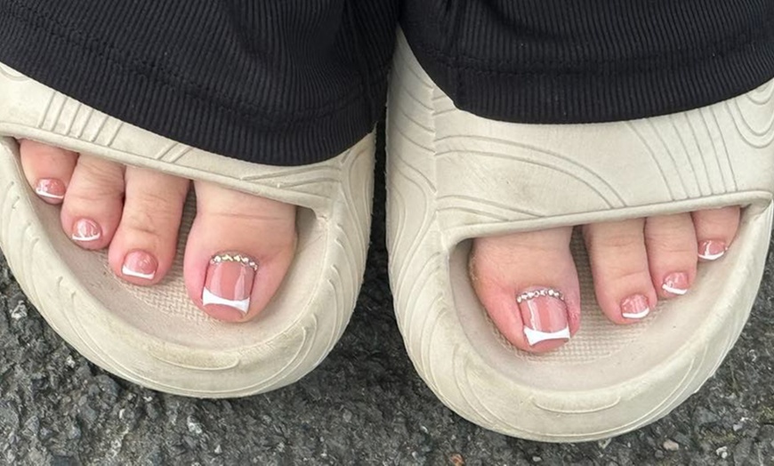 Image 3: Get Perfect Nails with Gel or BIAB Hands and Toes!