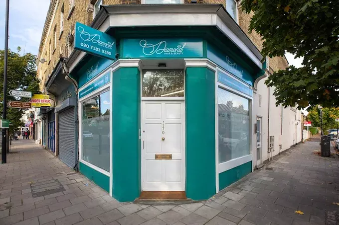 Hollywood or Brazilian Hot Wax