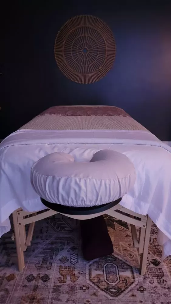 Ultimate Relaxation: 60 or 90 Minute Therapeutic Massage