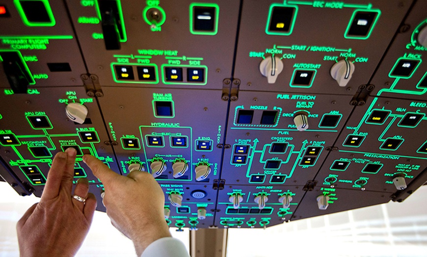 Image 5: 30, 60 oder 120 Min. im Flugsimulator Boeing 777 für 1 Person