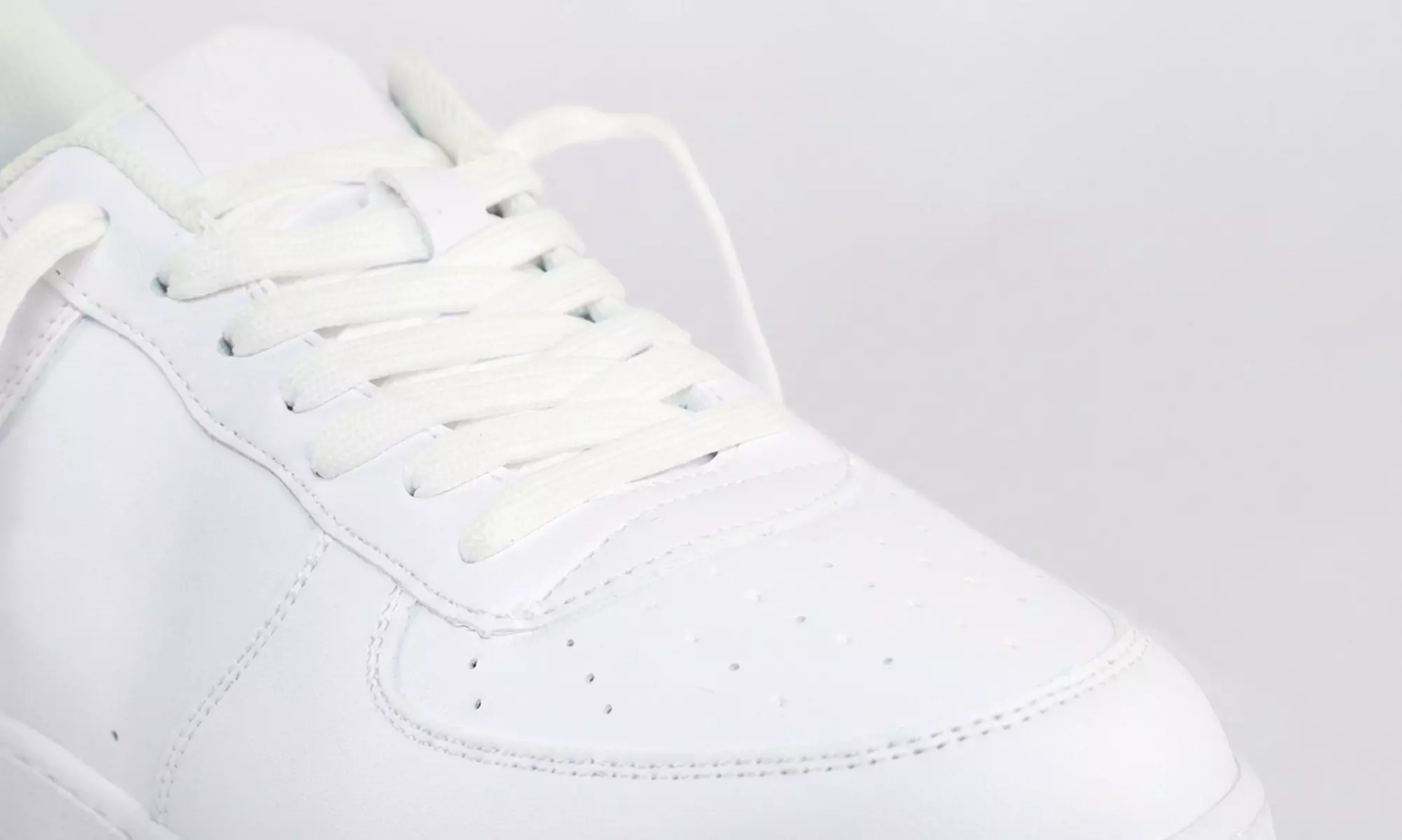 Adult Classic White Trainers