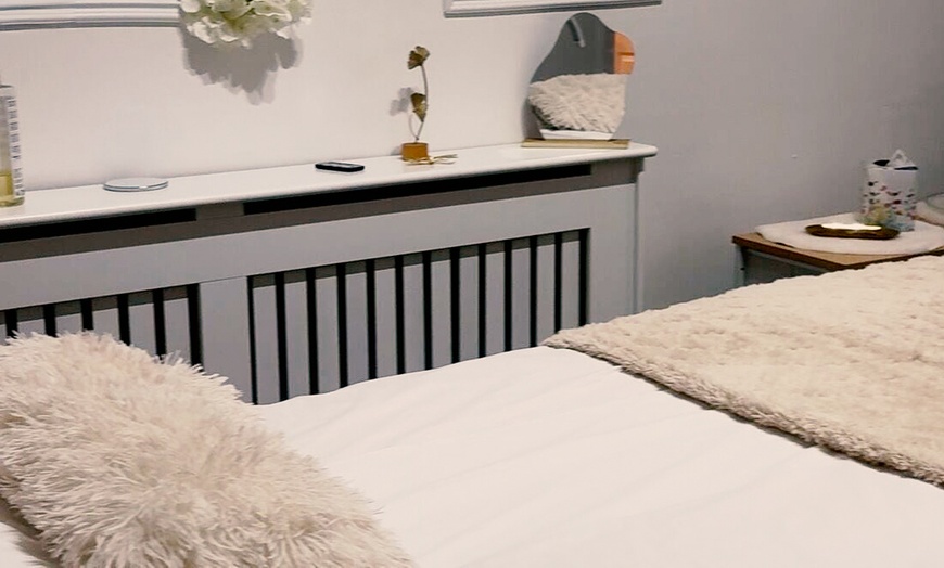 Image 2: Rejuvenate With 30, 60, Or 90-Minute Lymphatic Spa Treatment