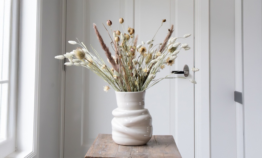 Image 2: Ramo de flores secas decorativas