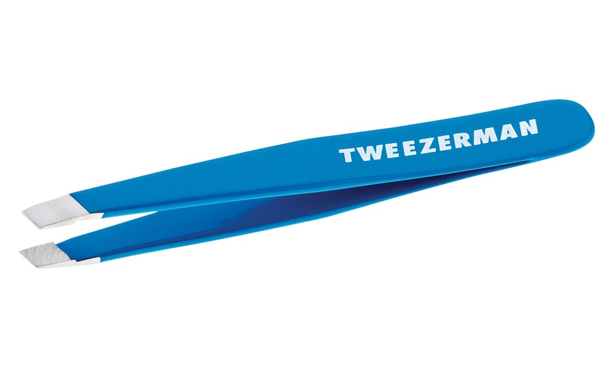 Image 5: Tweezerman Slant Tweezers