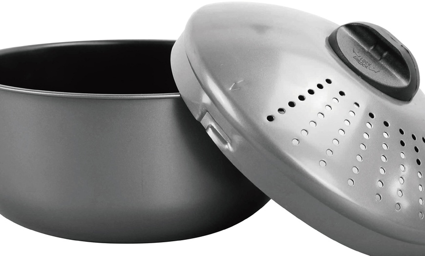 Image 3: Pasta Pot With Strainer