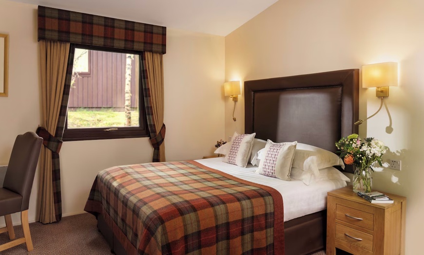 Image 22: Carrbridge: Standard One or Two-Bedroom Cabin for Up to Four People