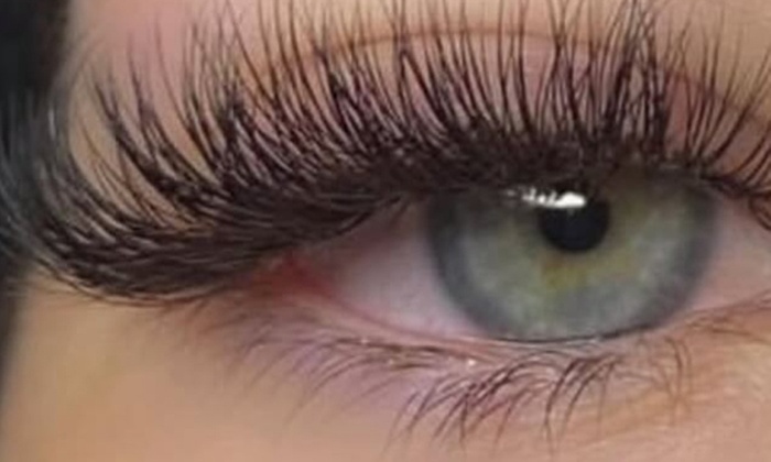 Full Set of Classic / Hybrid or Wet Set / Volume Eyelash Extensions