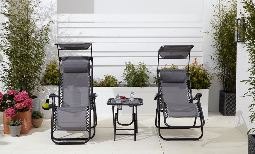Image 13: Neo Folding Zero Gravity Garden Chairs and Table Set