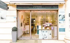 Massage pierres chaudes, californien d'1h ou formule Noël massage ciblé & gommage d'1h (jusqu'à 44% de remise)