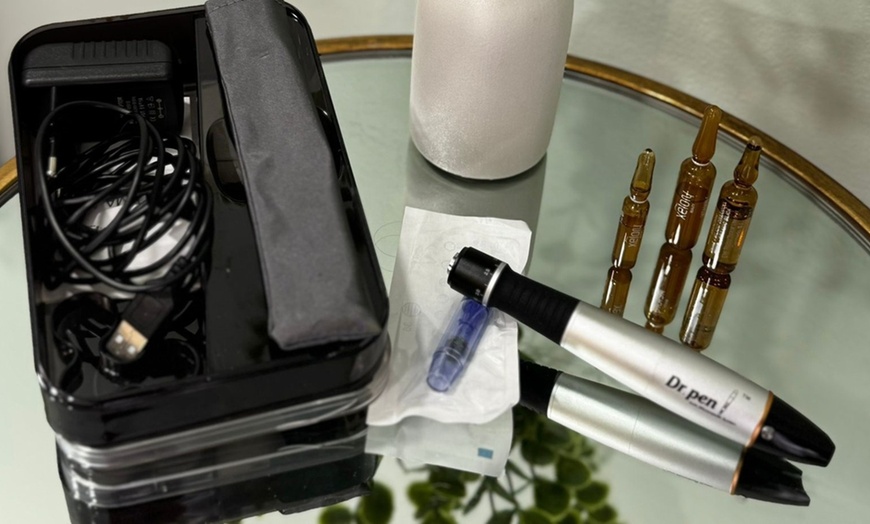 Image 3: 1 o 2 sesiones de exosomas con dermapen en 2 fases en rostro completo 