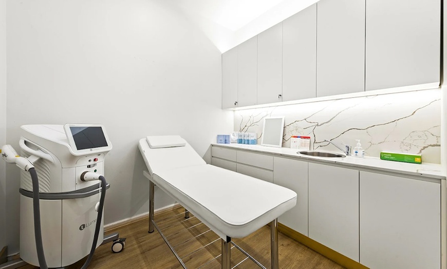 Image 2: 1 or 2 Sessions: Lumenis M22 IPL Photo with Optional LED Treatment 