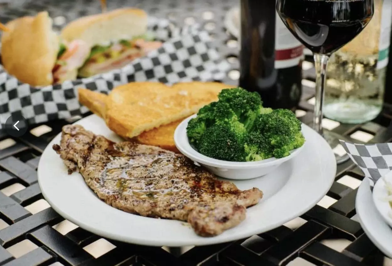 Get American Cuisine and Drinks Worth $30, $50, or $70