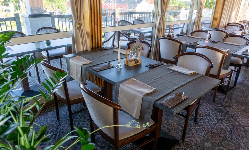 Image 8: Kulinarisches 4-Gänge-Menü inkl. Wein oder Softdrink für 1-4 Personen