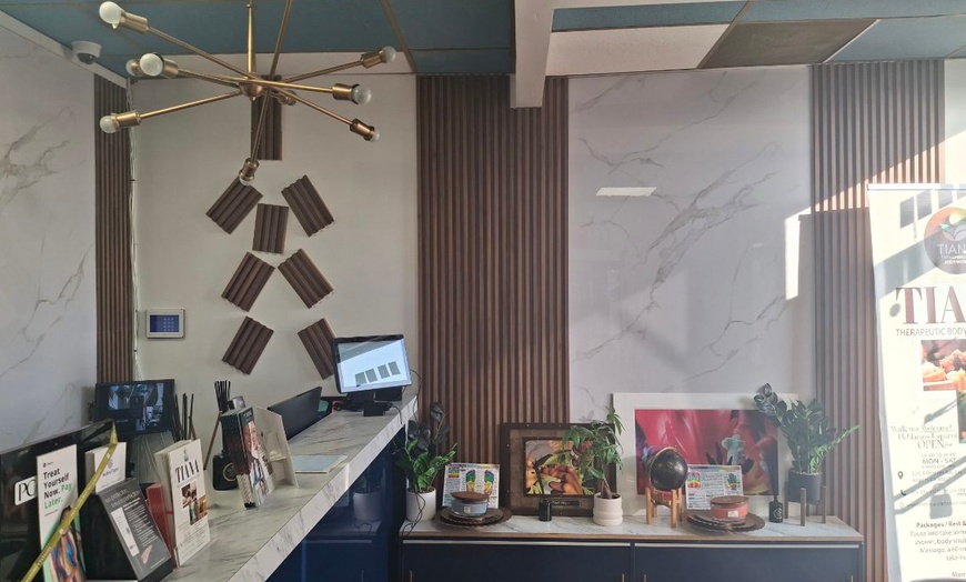 Image 8: 60 or 90 Min Couples, Swedish, Pregnancy, Deep Tissue Massage & More