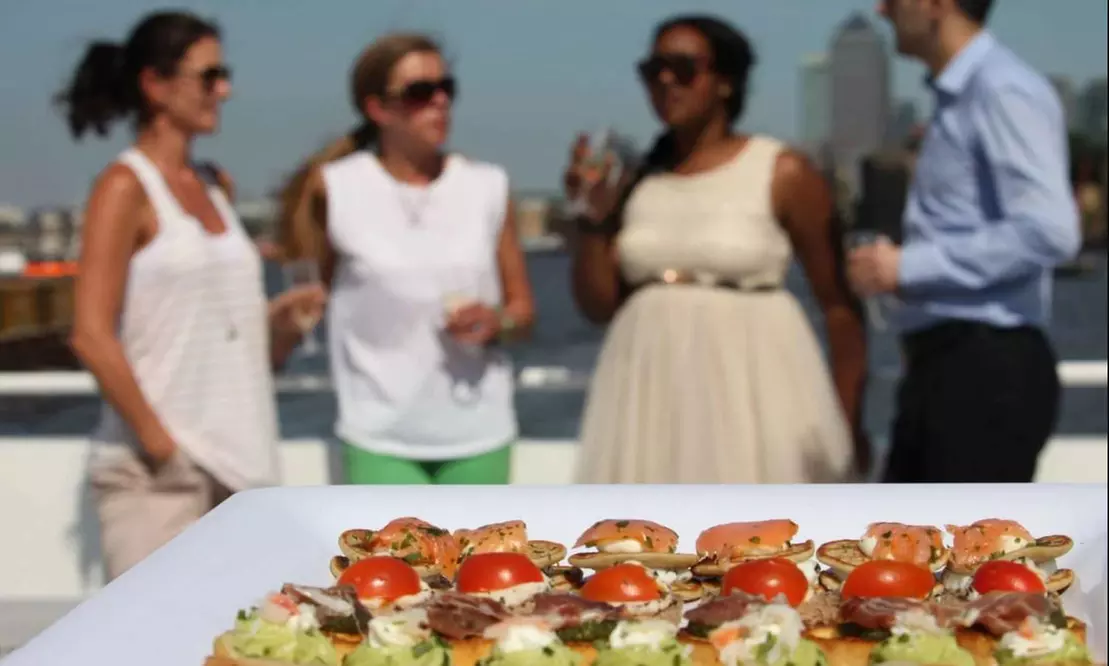 River cruise on the Thames with live music and canapés