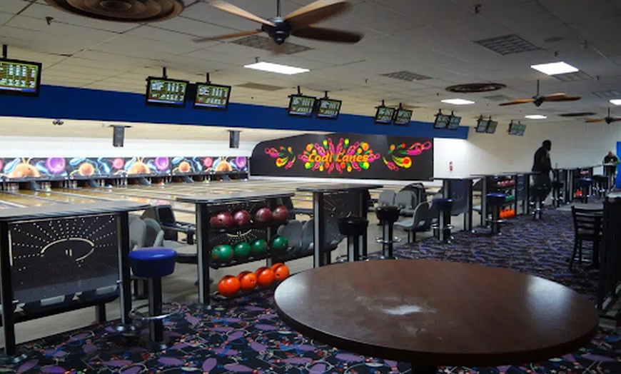 Image 2:  Premium Bowling Experience for Up to 6 People – 1 or 2 Hours