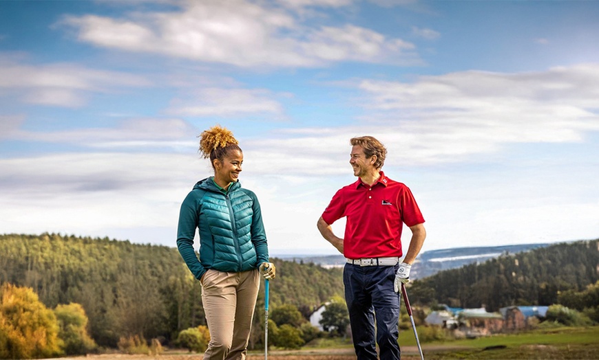 Image 2: 2x18 Loch Ganztages Greenfee, opt. inkl. 2 Übernachtungen 2-4 Personen