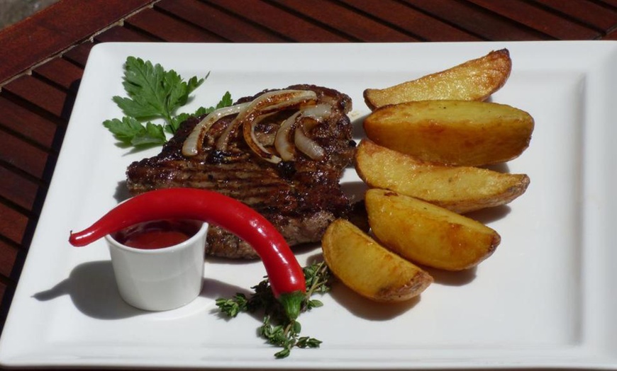 Image 11: Foresta Nera: 2, 3 o 5 notti con mezza pensione e Spa per 2