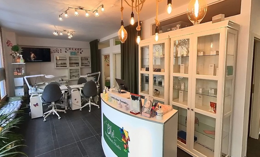 Image 4: Verwöhnmoment für 1 Dame: Massage für den Rücken oder ganzen Körper