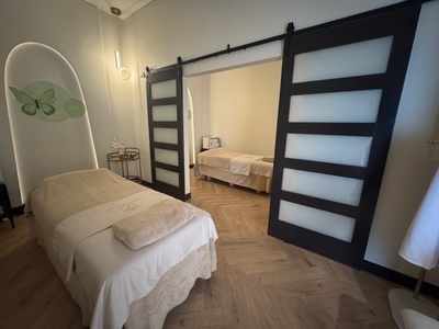 60-Minute Couples Massage (Private Room) Swedish, Deep Tissue, or Aromatherapy - Elm Aromatherapy Eagan (Eagan Store Only)