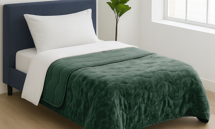 Image 3: Couette "Irina" en microfibre velouté 