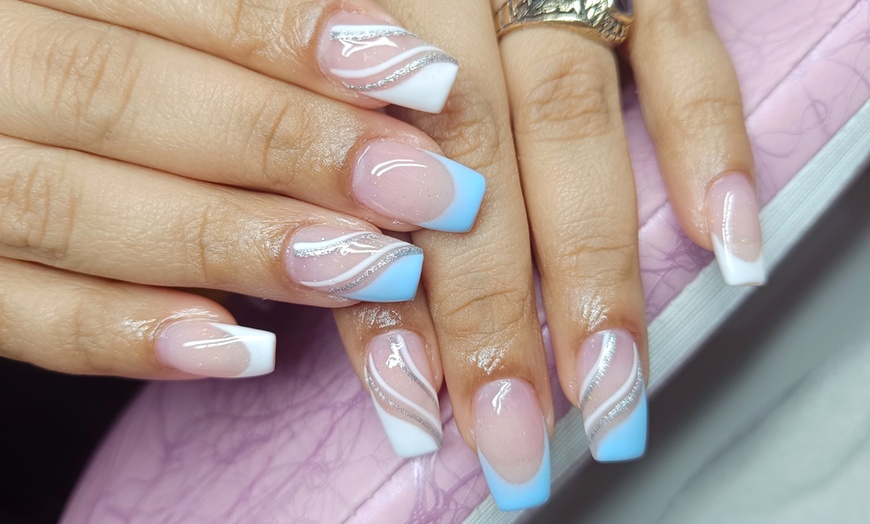 Image 3: Primera puesta de uñas acrílicas, semipermanente, opción a decoración 