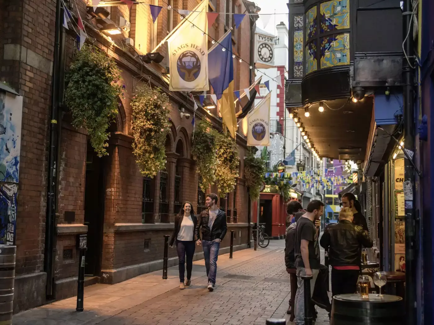 ✈ 8-Day Dublin & London Vacation with Air from Great Value Vacations
