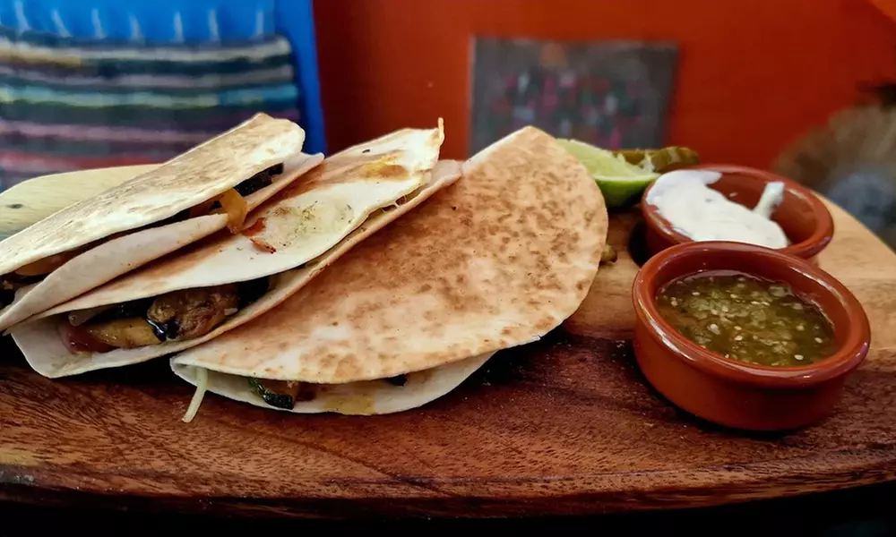 Pizza Mexicana nach Wahl für 1 bis 4 Personen