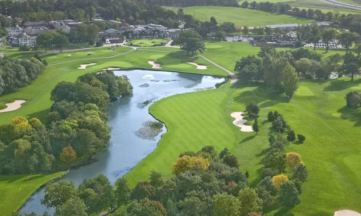 North Warwickshire: 4* Stay with Breakfast and 3-Course Buffet Dinner