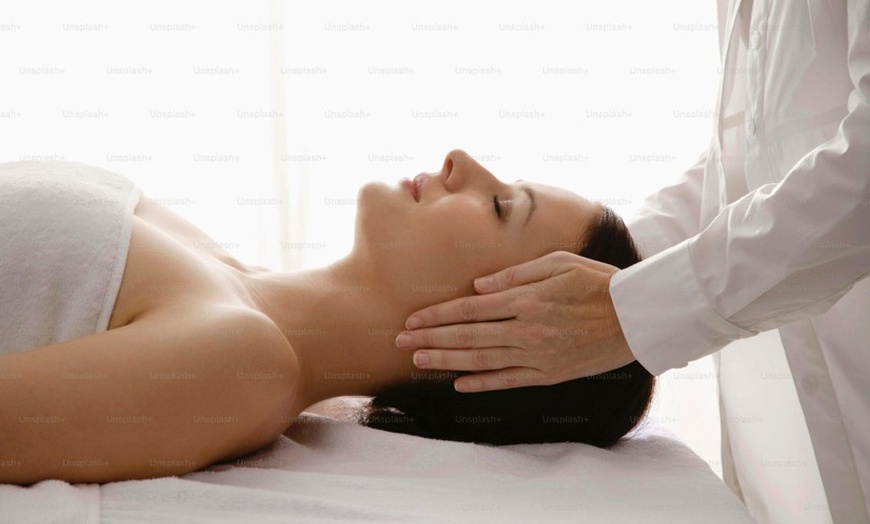 Image 2: Up to 67% Off on Reiki at Roselight reiki