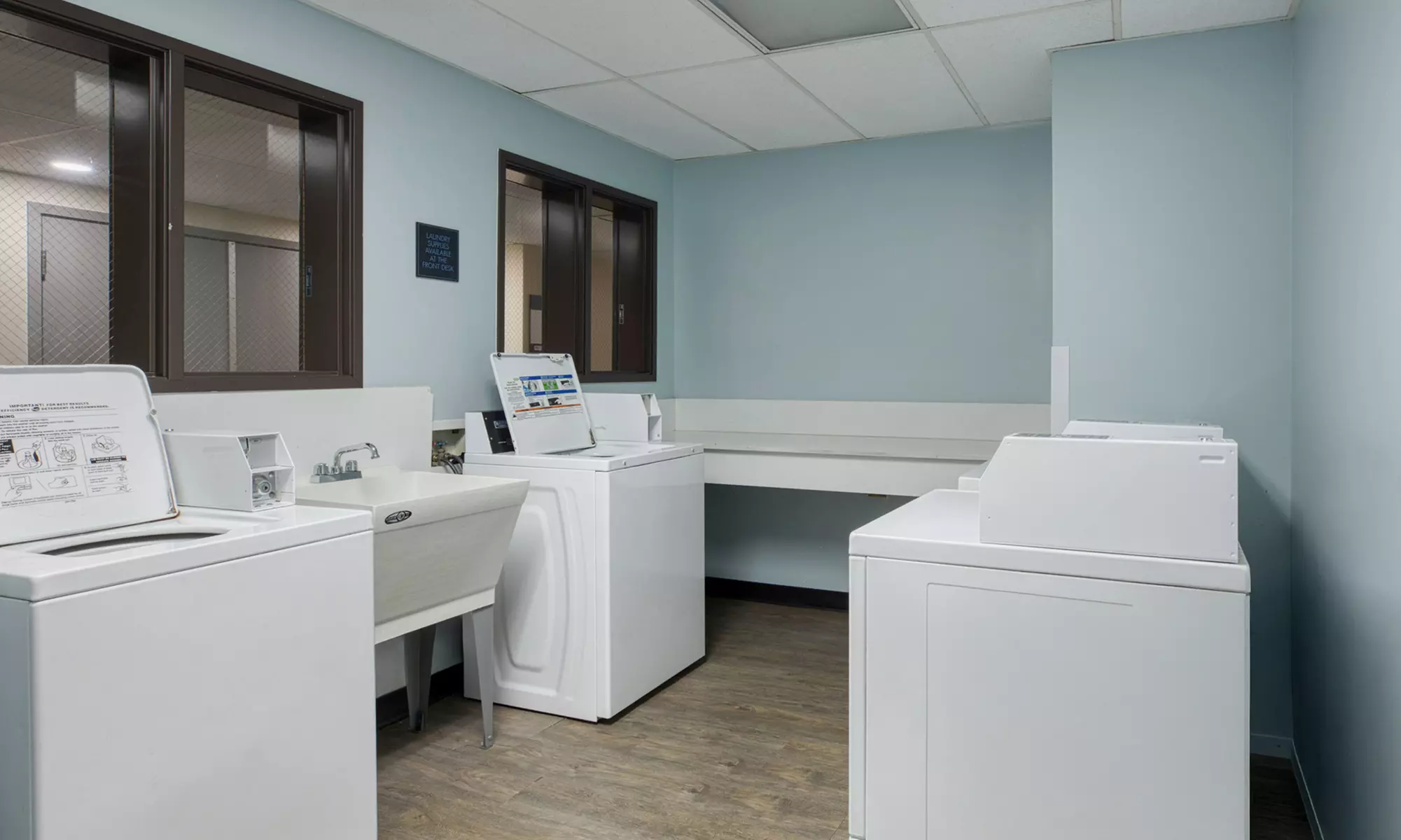 Member Pricing: Relaxing Portland-Area Stay w/ Pool & Free Breakfast